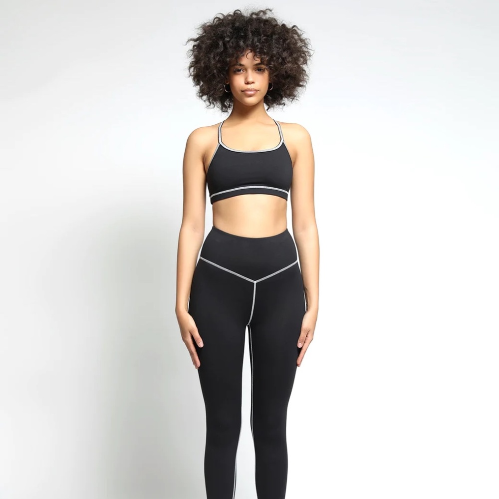 Twenty Montreal Flowetry Contrast Stitching Leggings "Black/Cream"